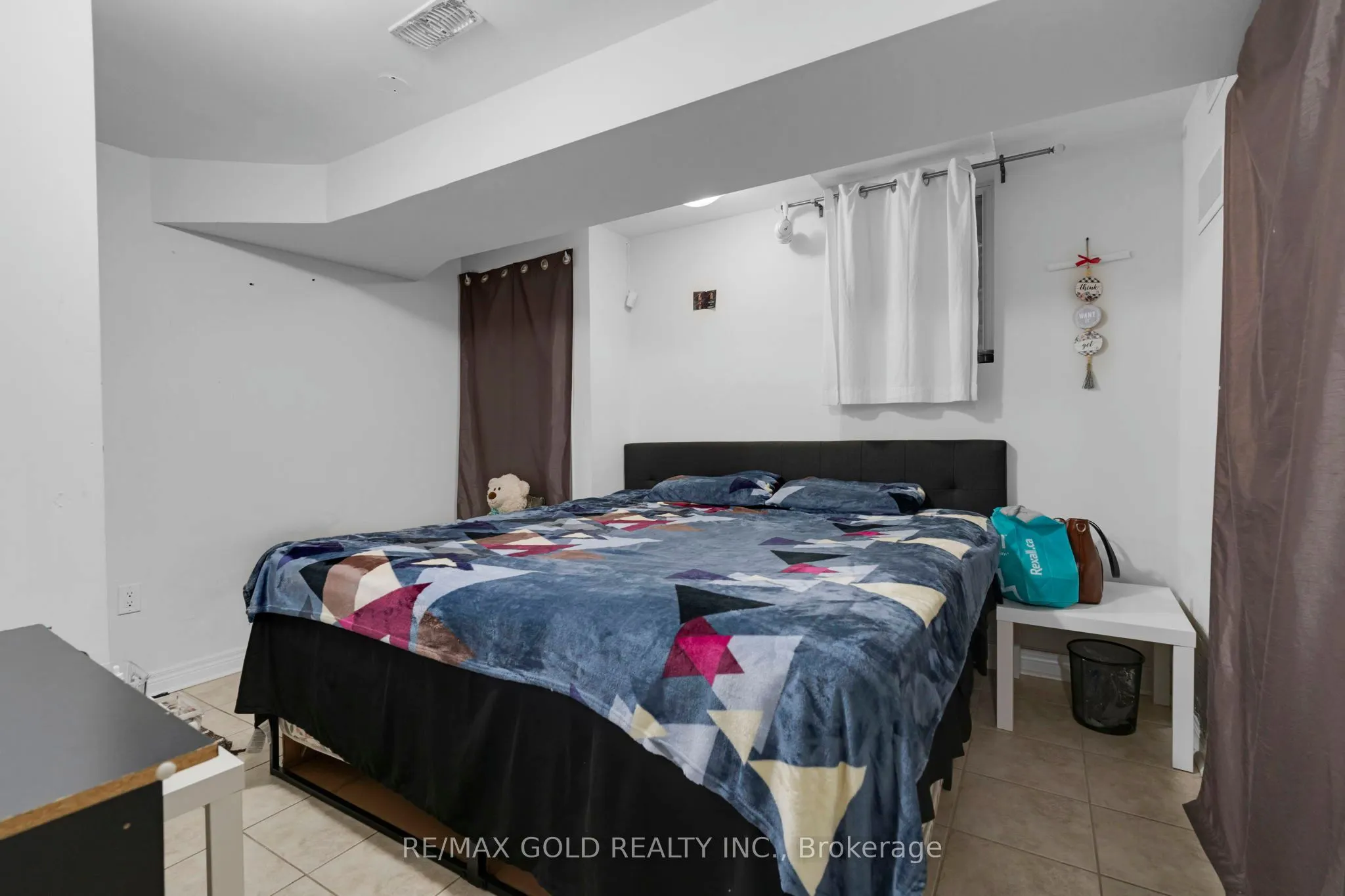 64 Beachpoint Boulevard