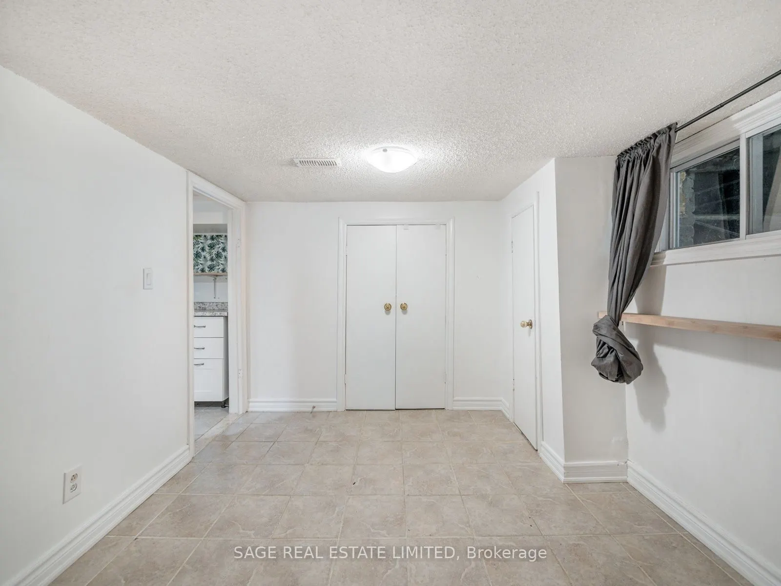 17 Hugo Avenue, #Basement