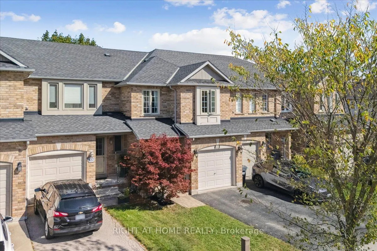 555 Taylor Crescent