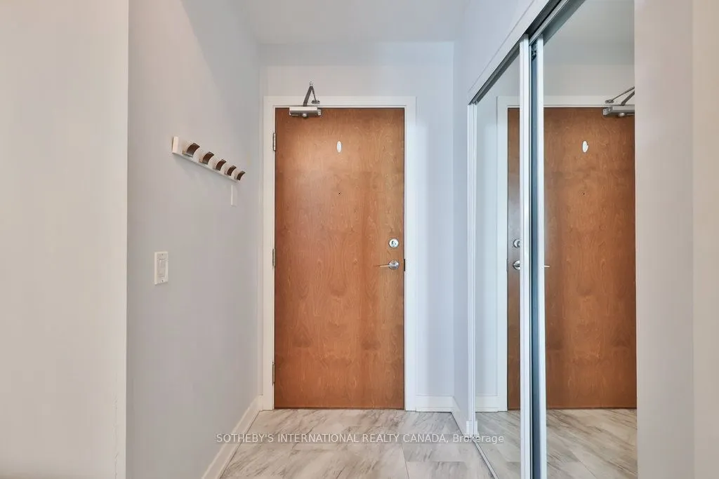 2212 Lake Shore Boulevard W, #1803