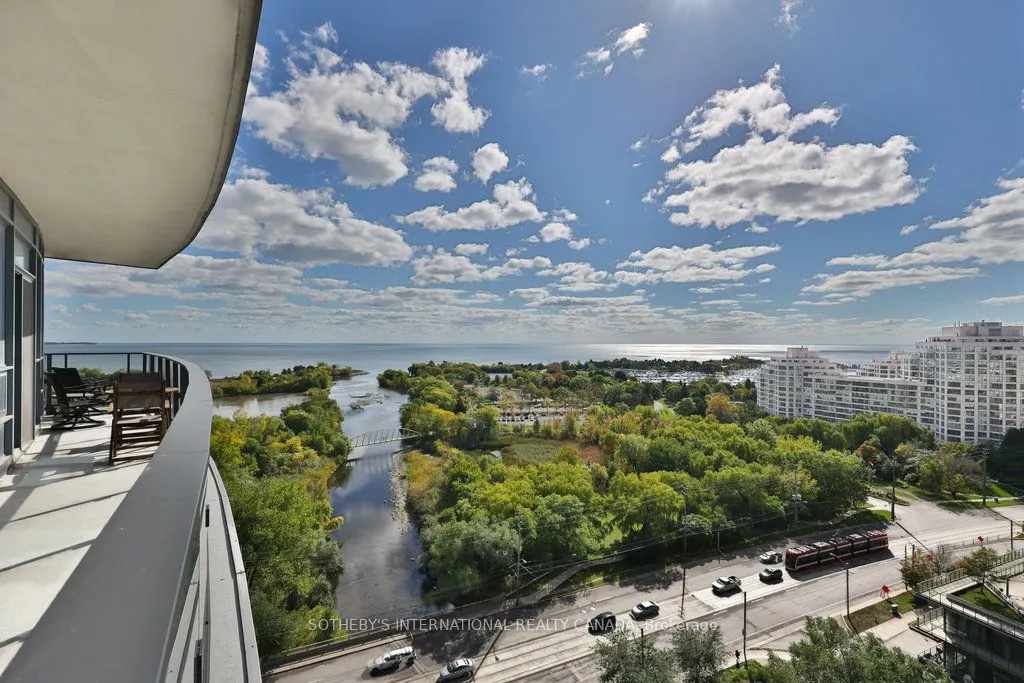 2212 Lake Shore Boulevard W, #1803