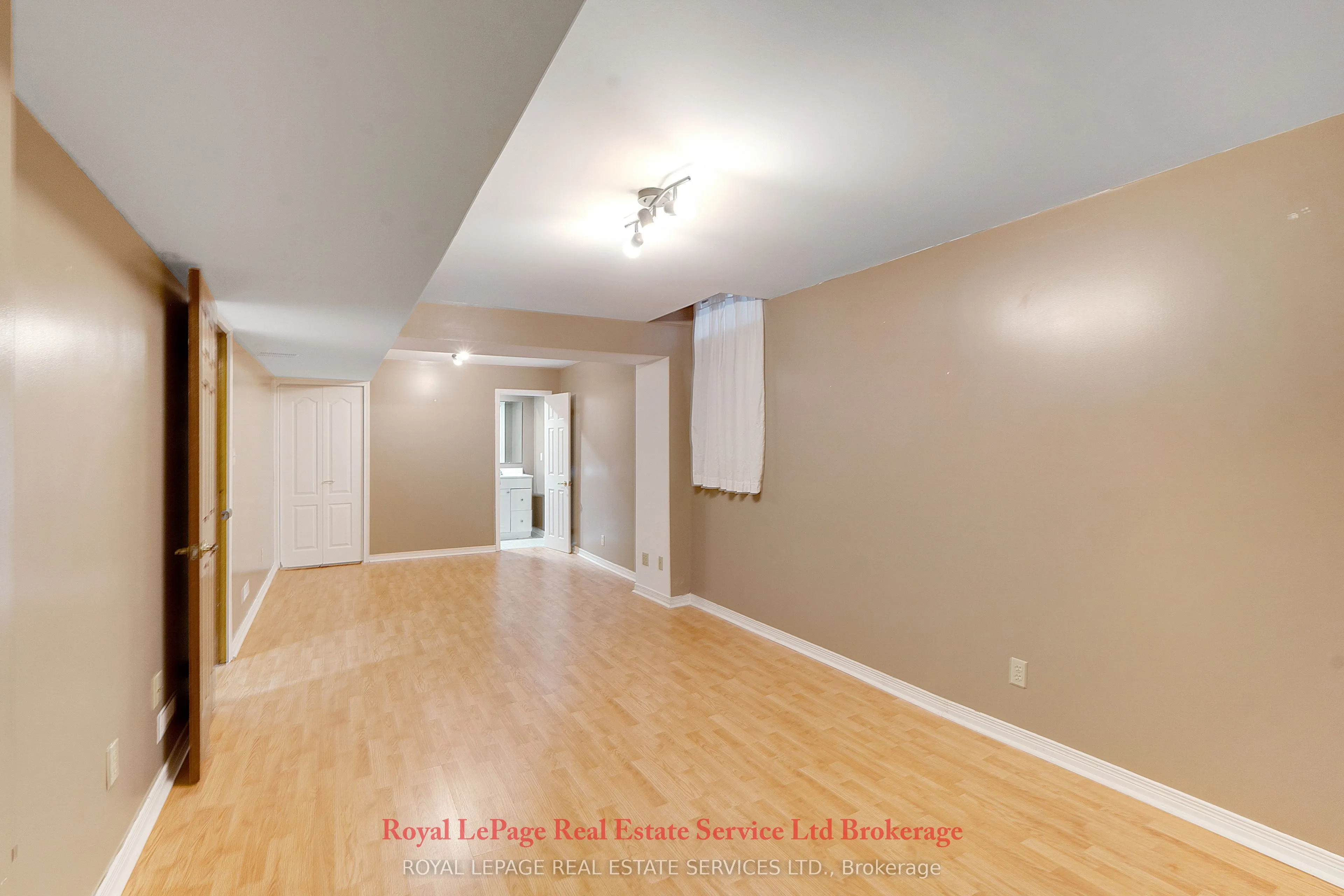 2088 Kempton Park Drive
