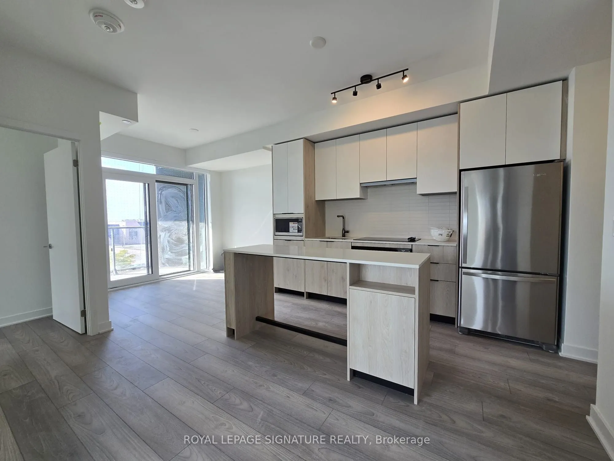 1007 The Queensway Avenue, #314