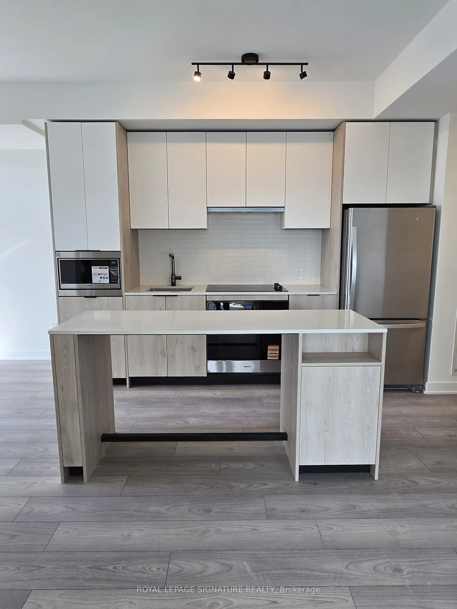 1007 The Queensway Avenue, #314