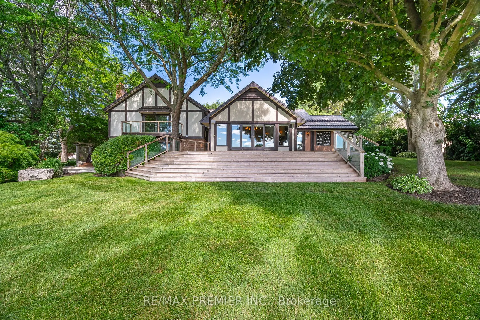 18 Ingleview Drive