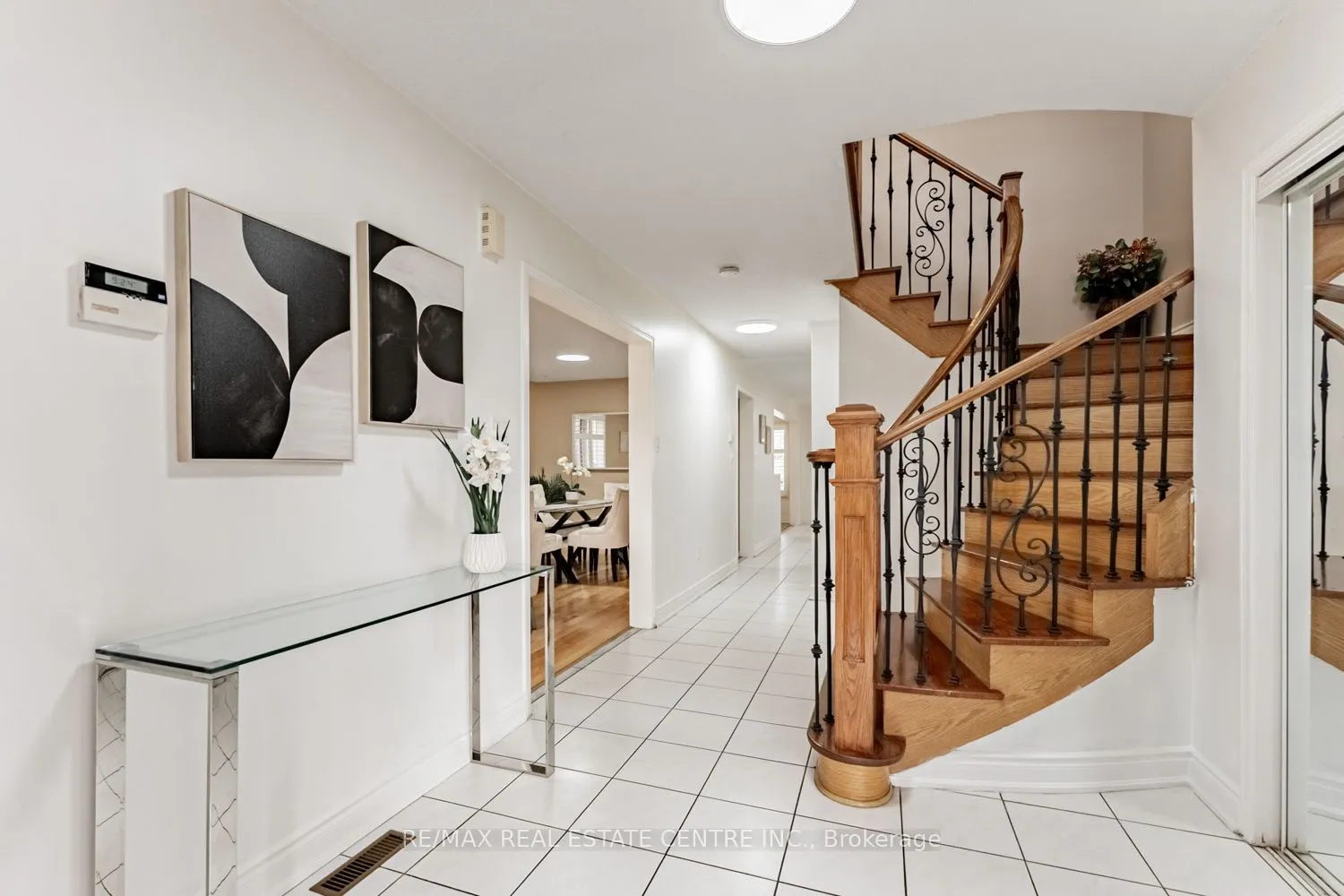 8 Mannel Crescent