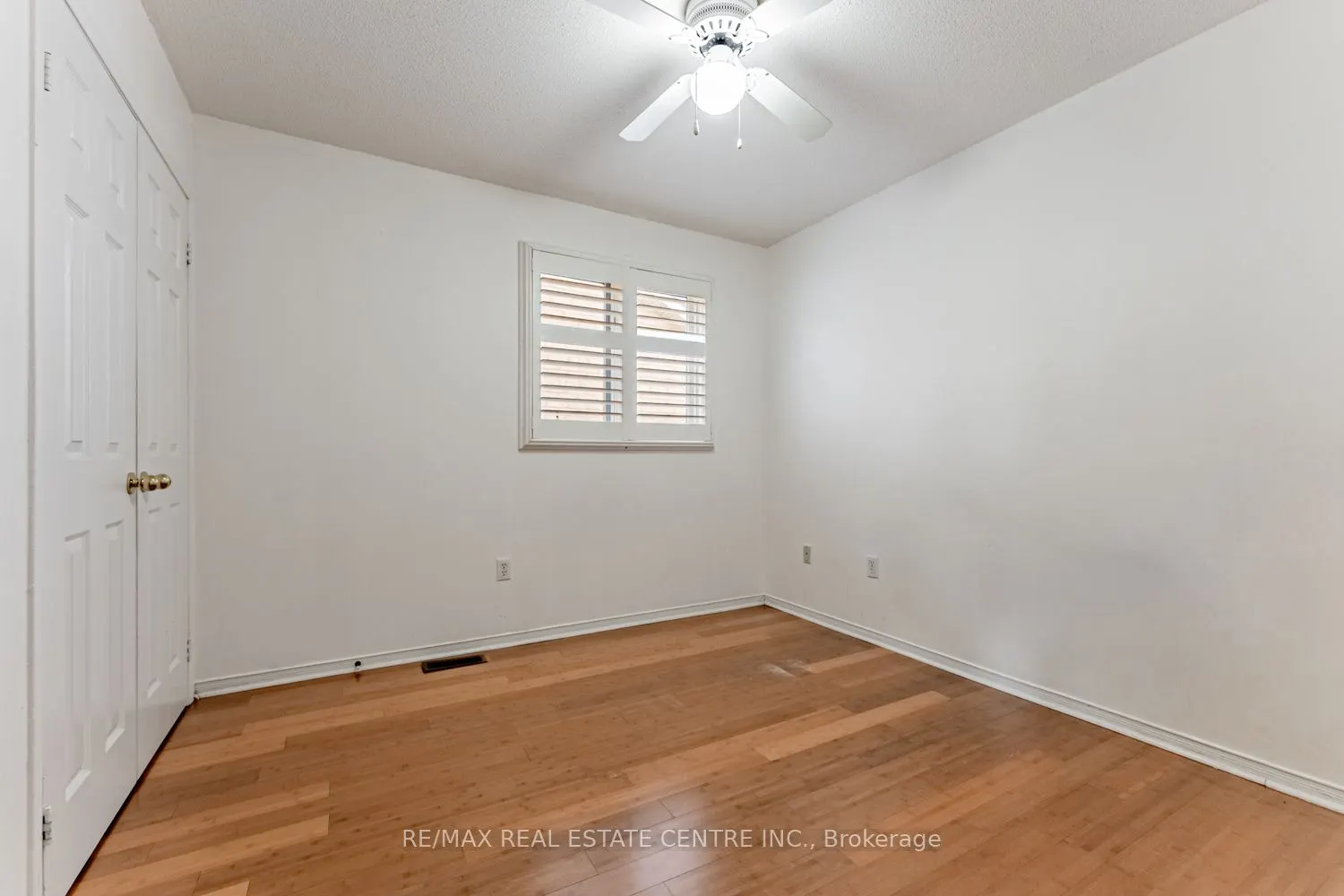 8 Mannel Crescent