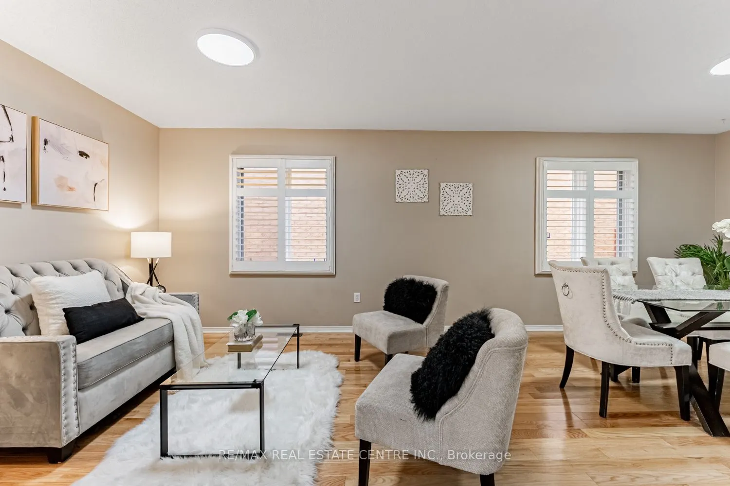 8 Mannel Crescent