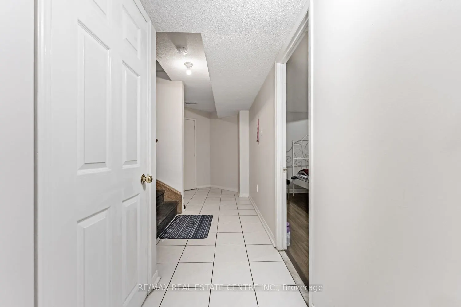 8 Mannel Crescent