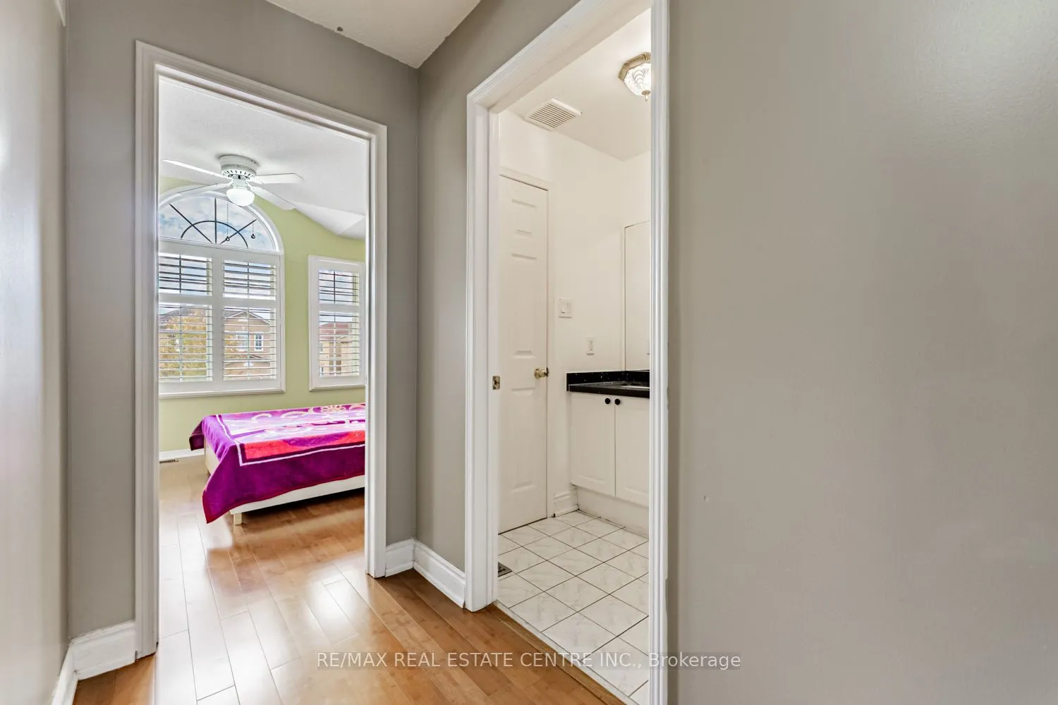 8 Mannel Crescent