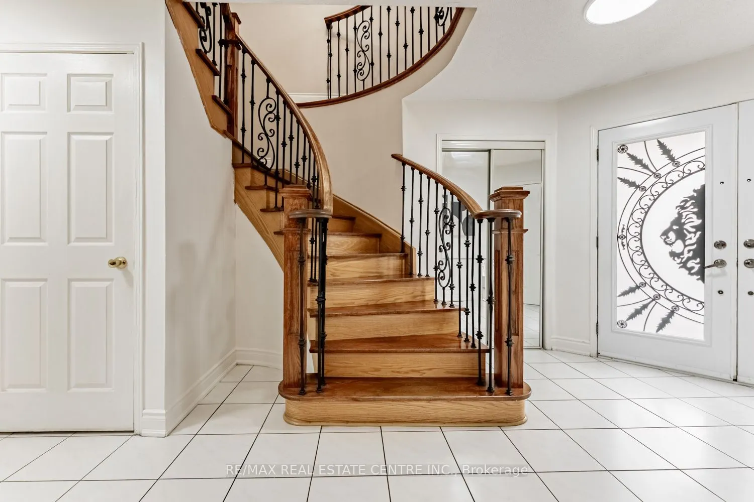8 Mannel Crescent