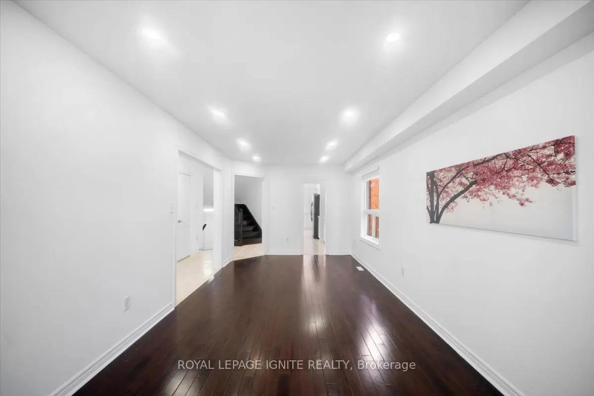 63 Eastbrook Way