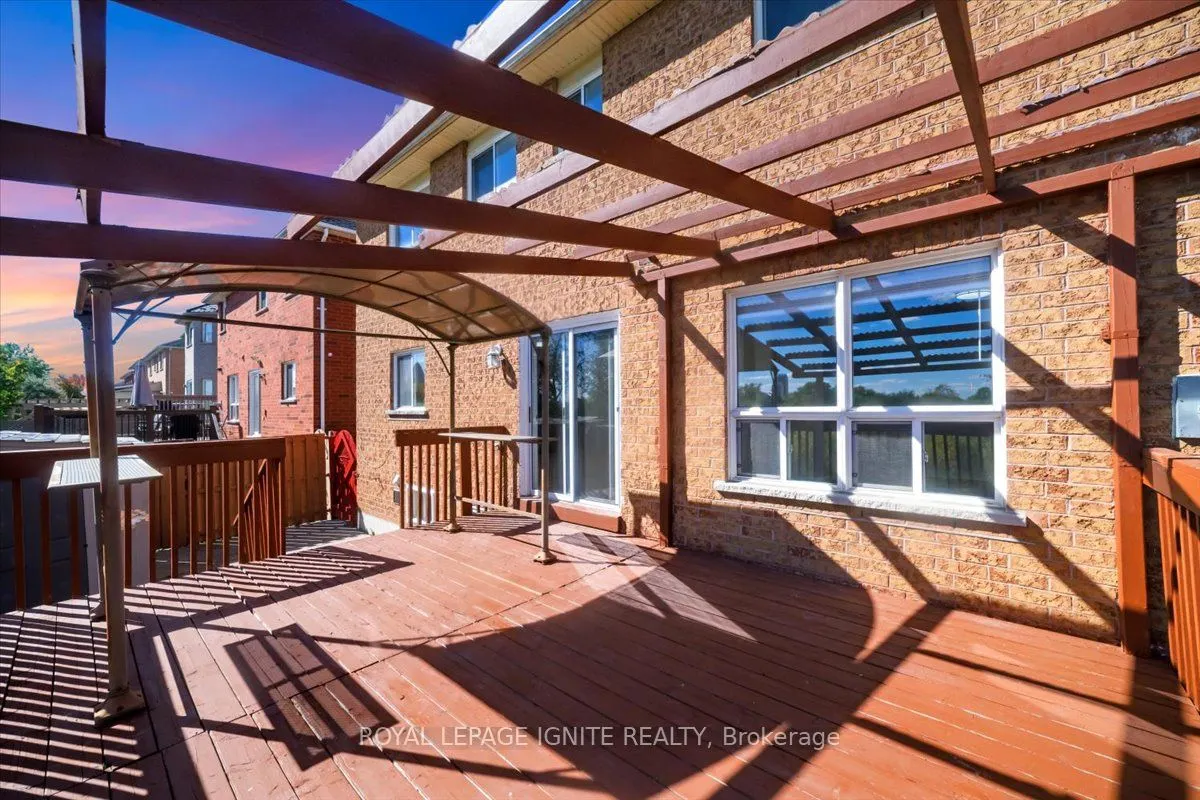 63 Eastbrook Way