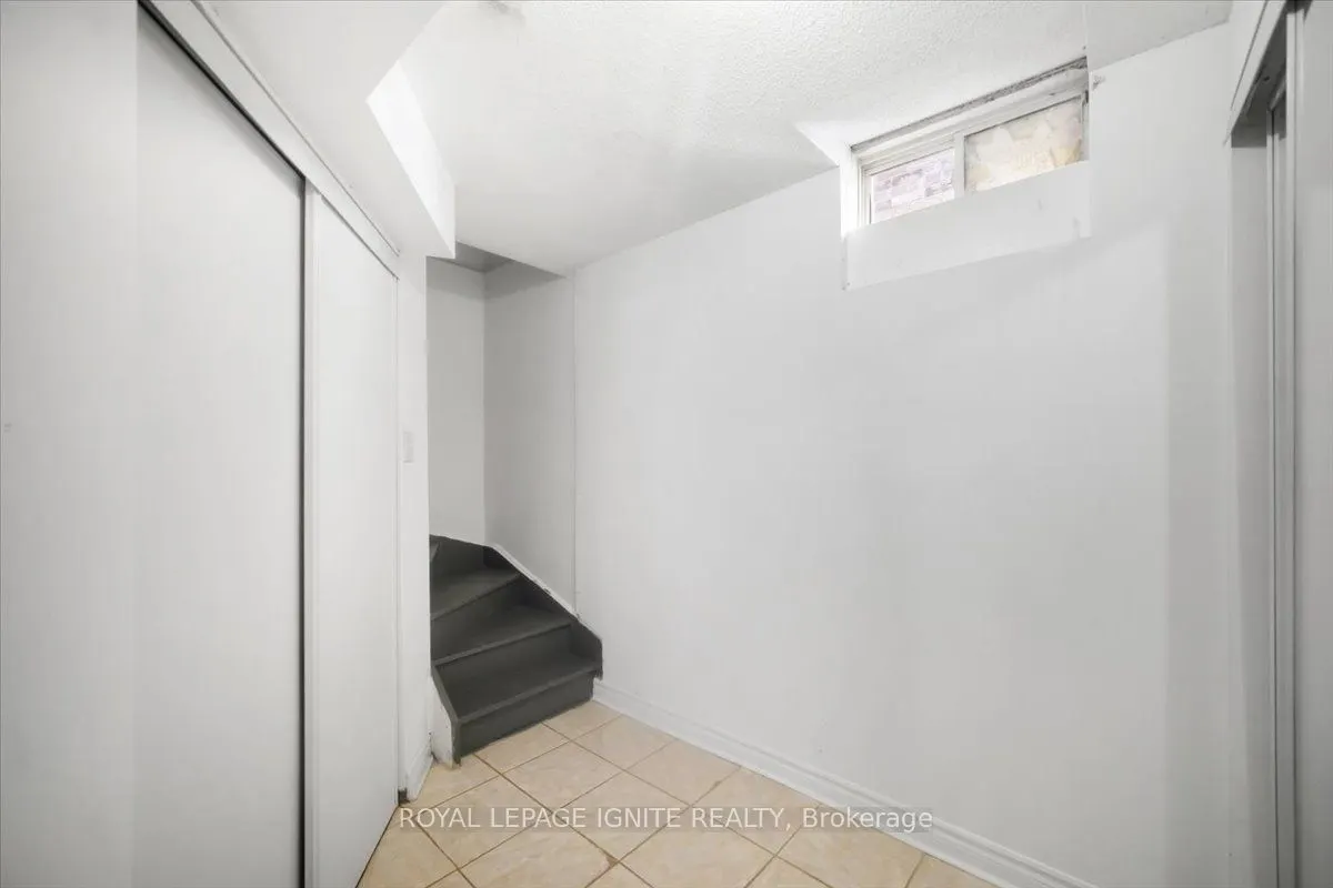 63 Eastbrook Way