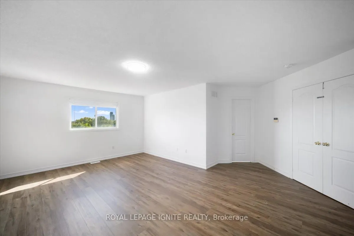 63 Eastbrook Way