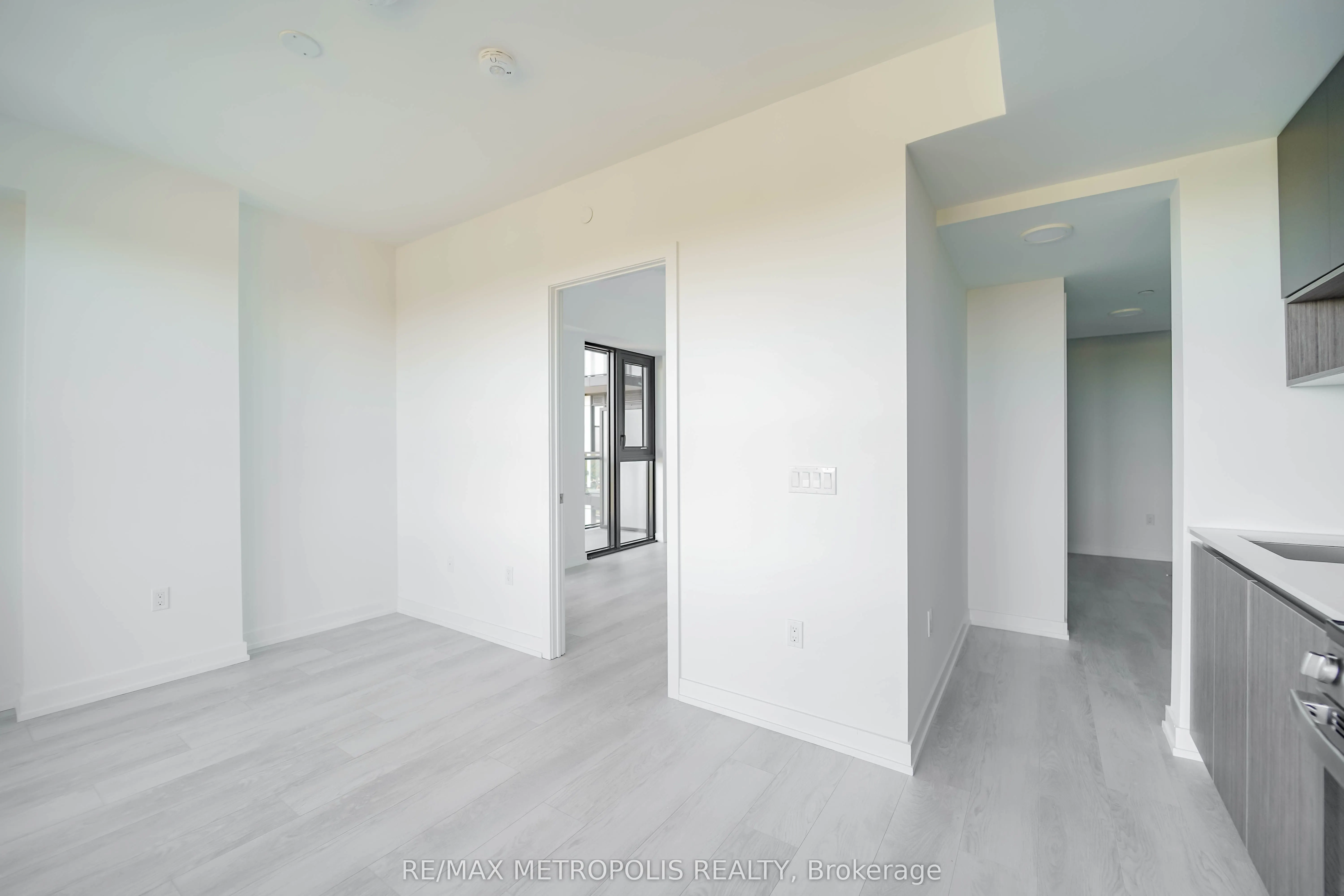 801 The Queensway, #720