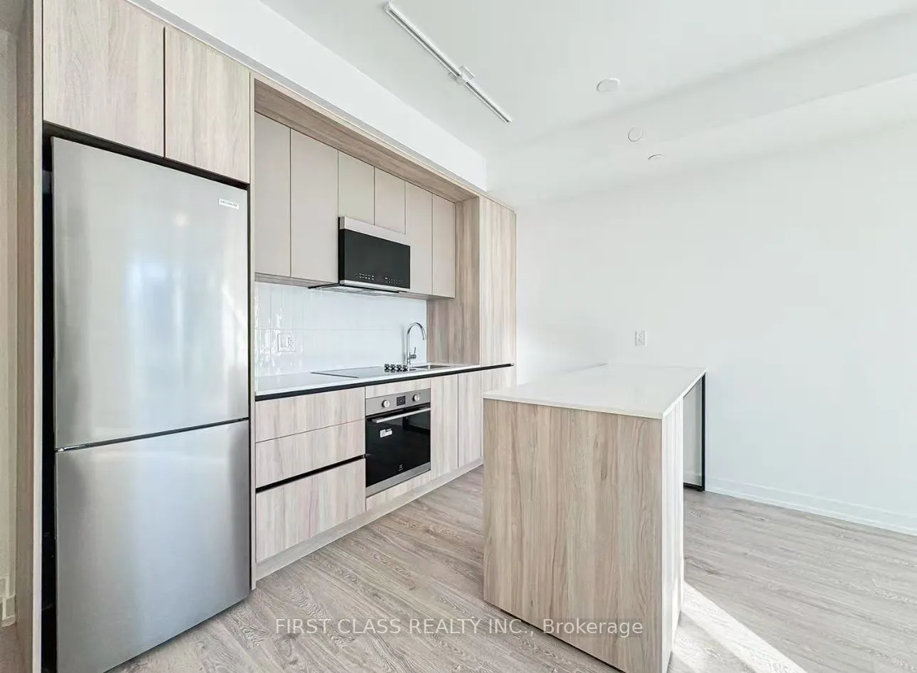 2485 Eglinton Avenue W, #920