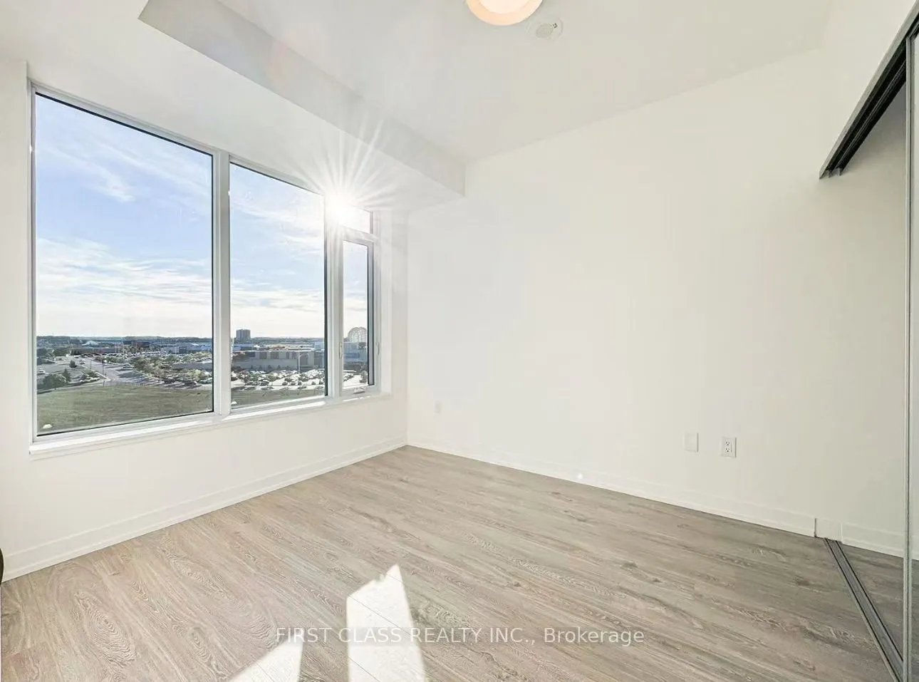 2485 Eglinton Avenue W, #920