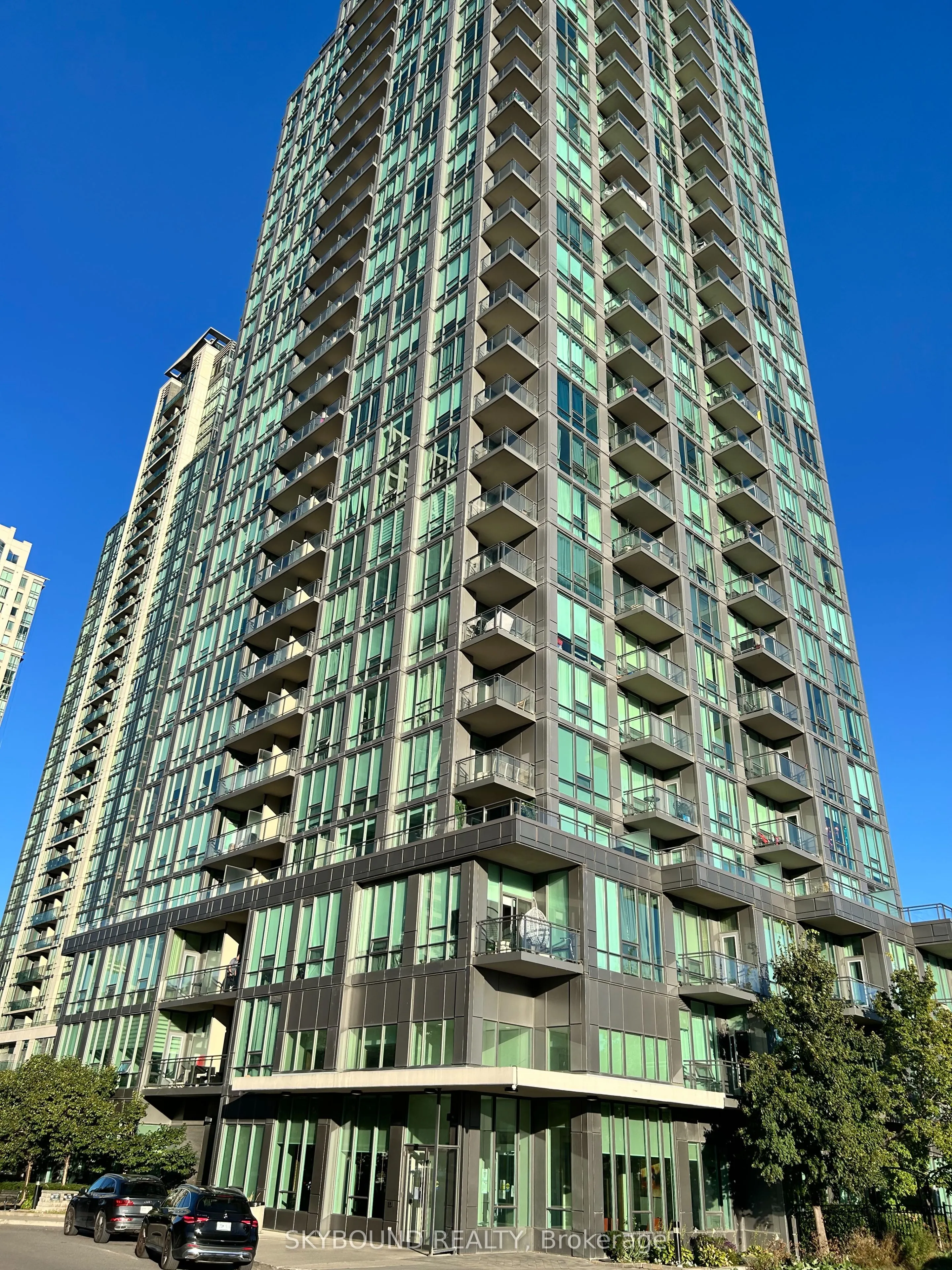3525 Kariya Drive, #305