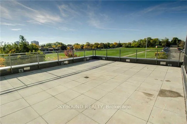 3525 Kariya Drive, #305