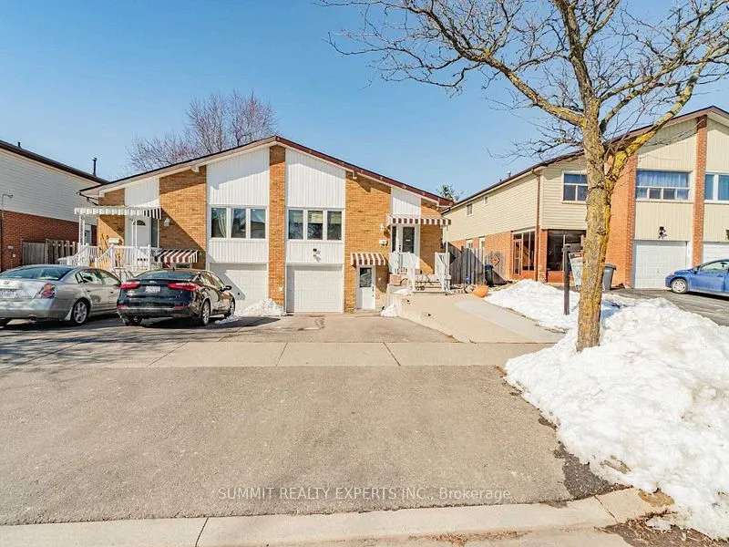 76 Kingswood Drive