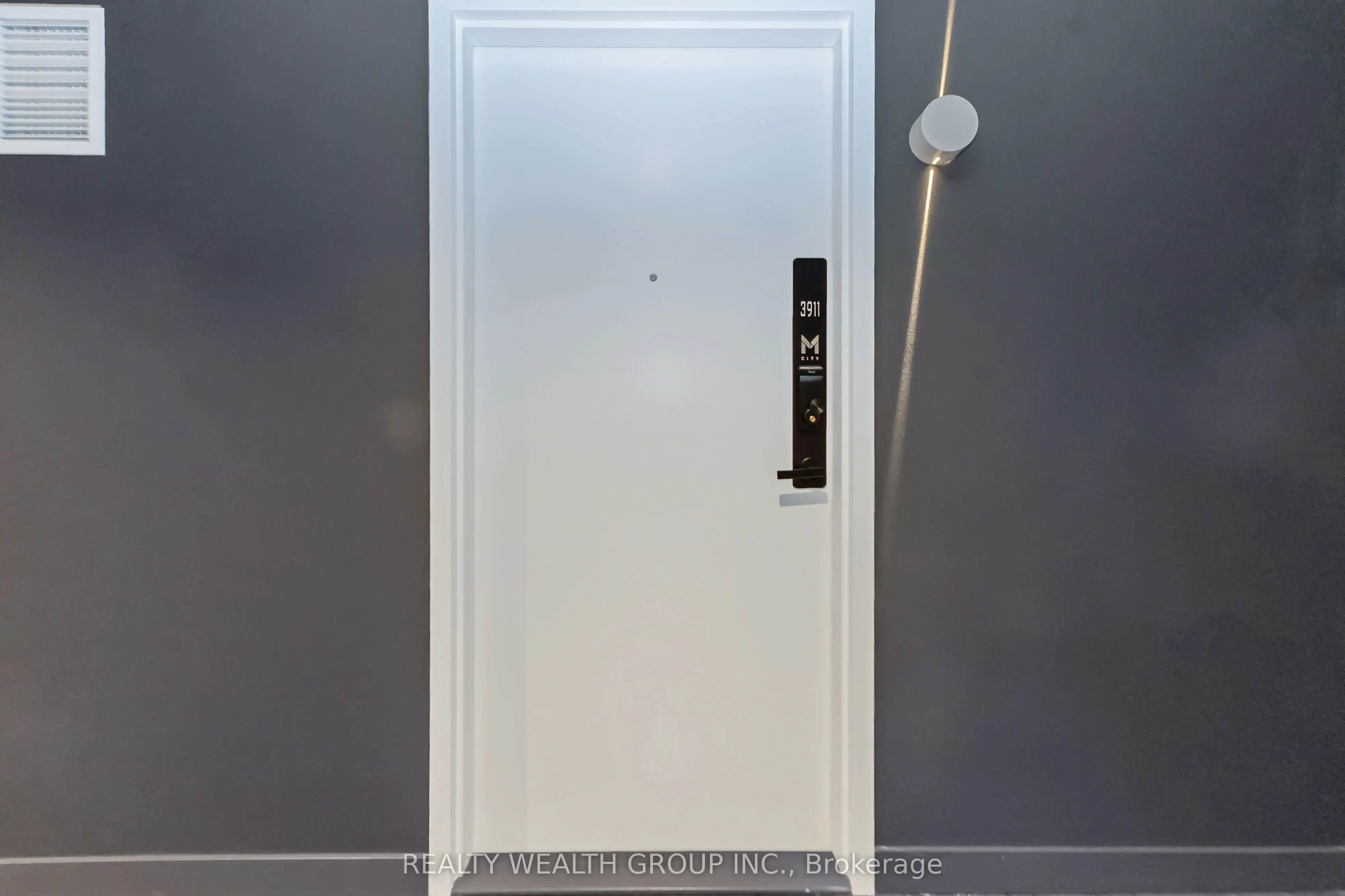 3900 Confederation Parkway, #3911