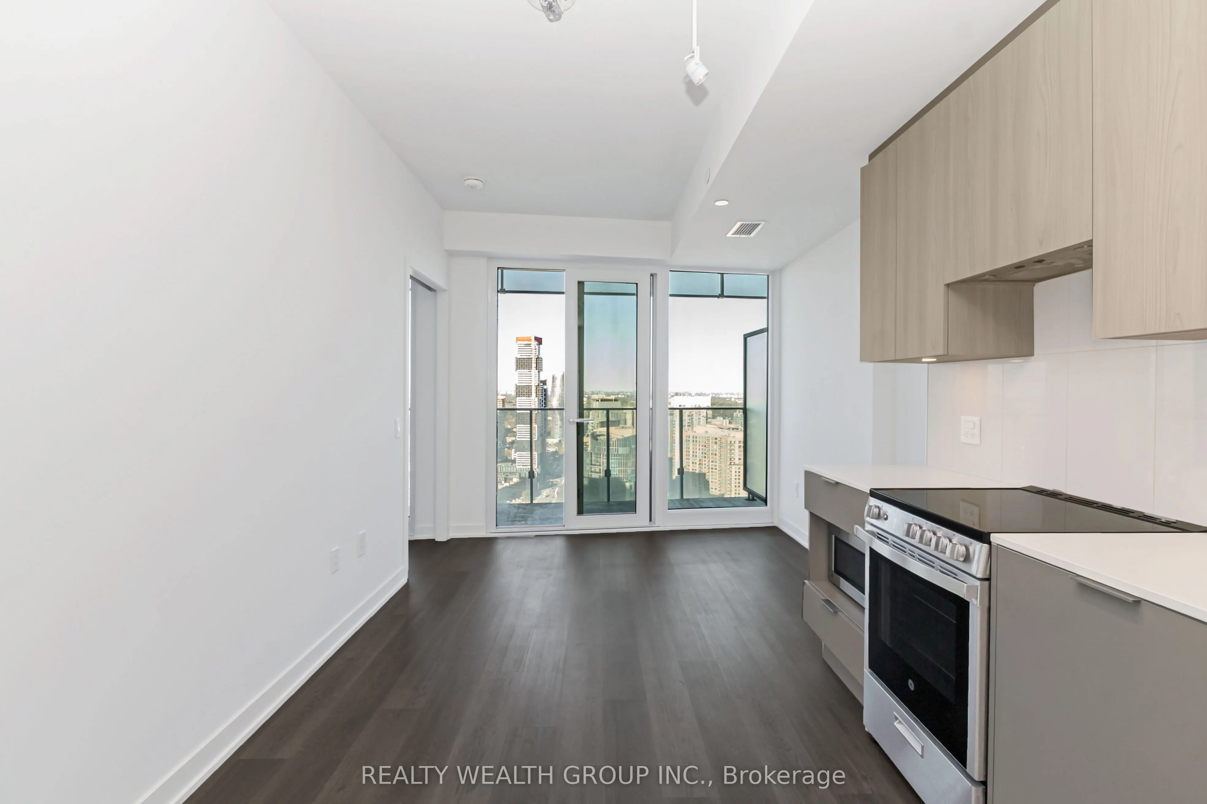3900 Confederation Parkway, #3911