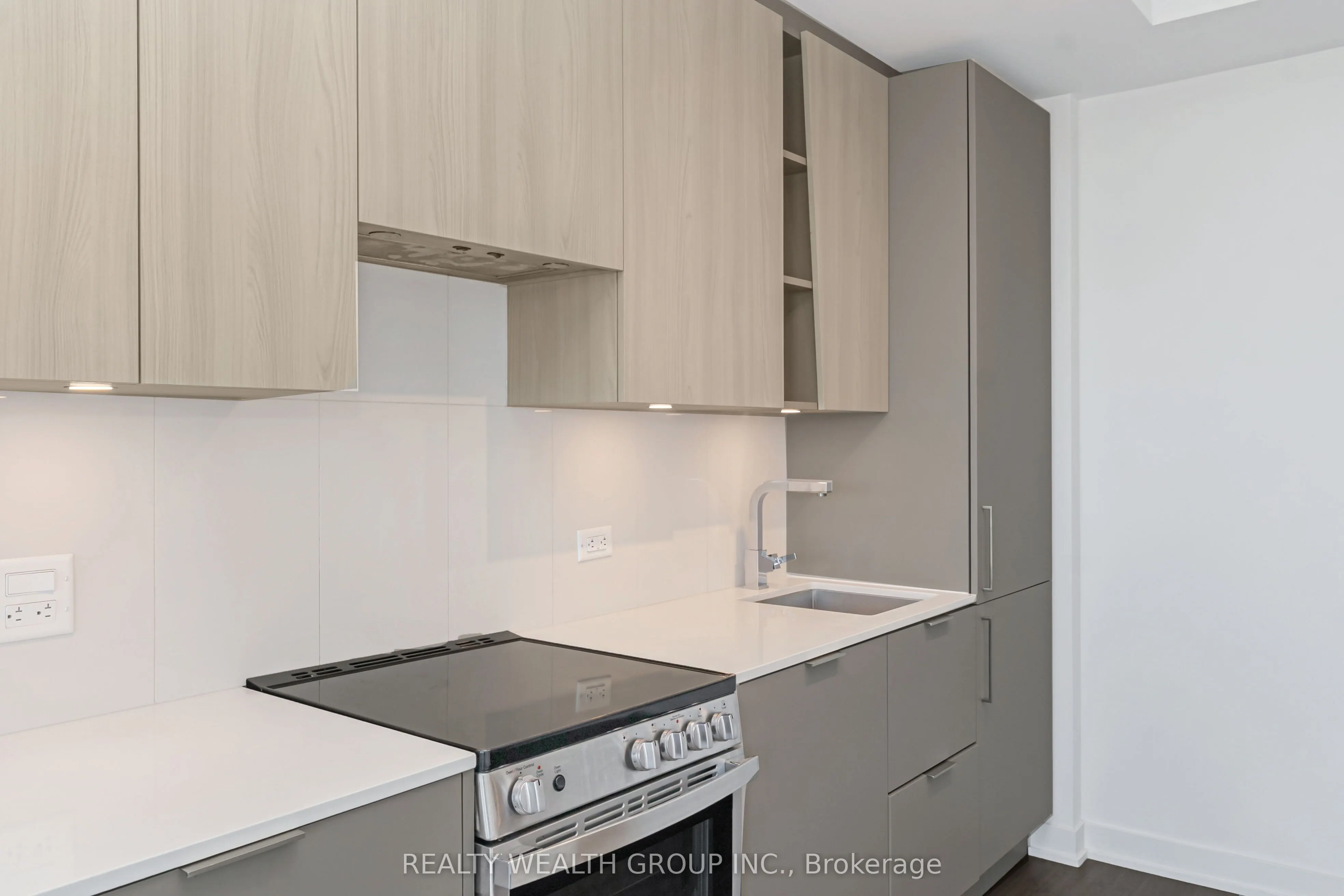 3900 Confederation Parkway, #3911