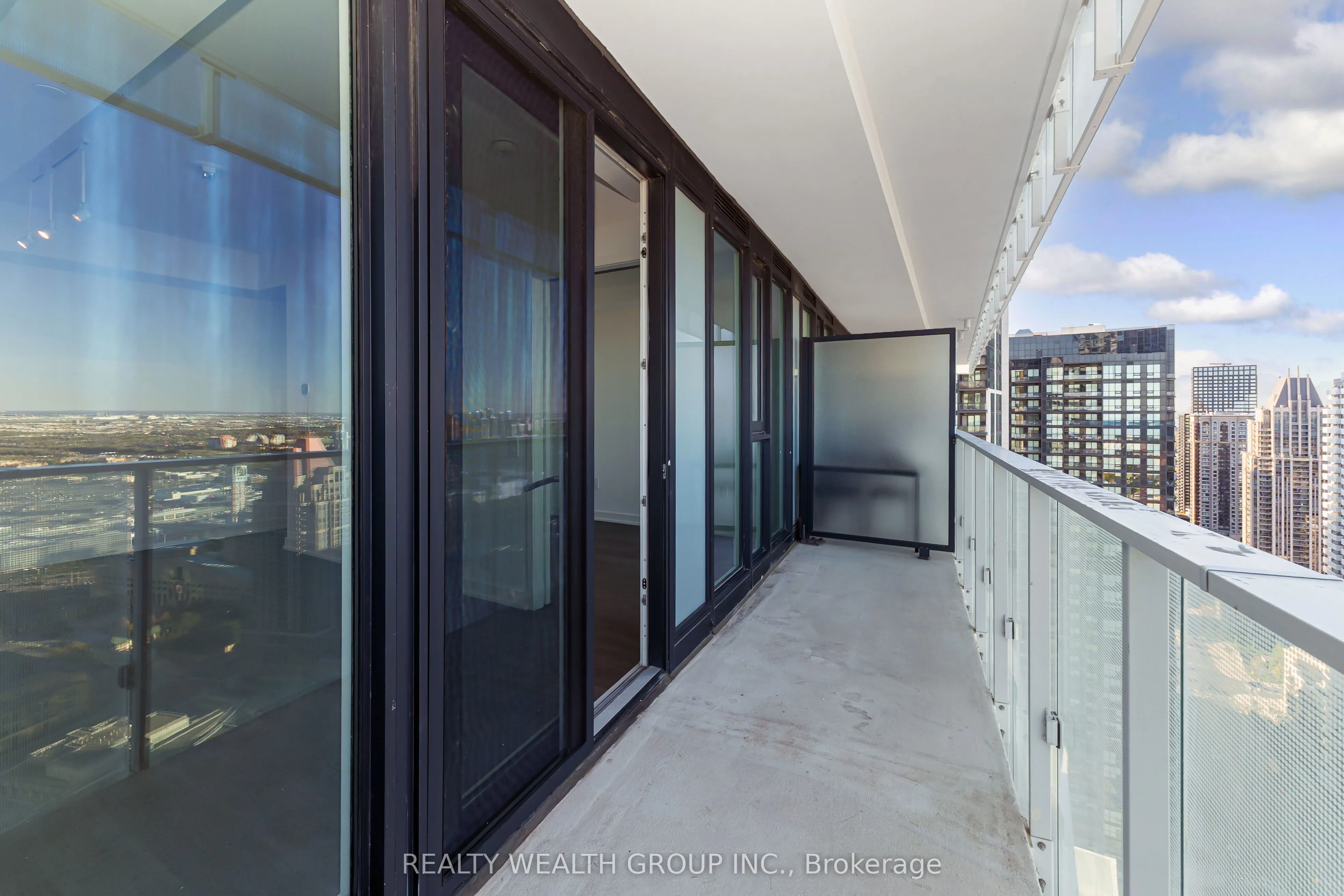 3900 Confederation Parkway, #3911
