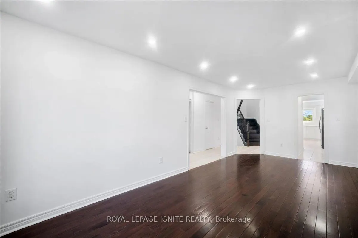63 Eastbrook Way