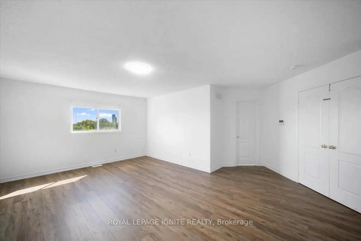 63 Eastbrook Way