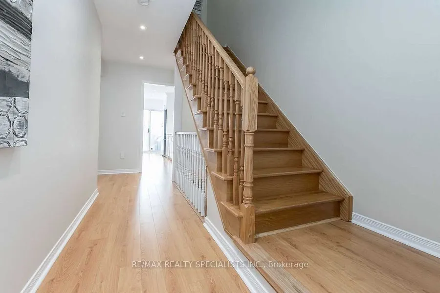 29 Frank Johnston Road
