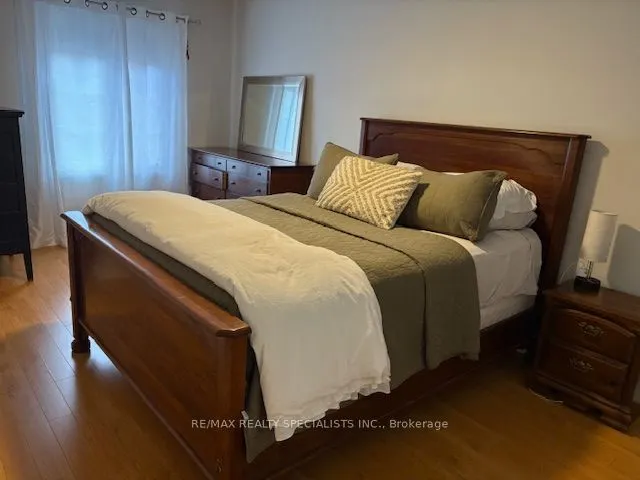 29 Frank Johnston Road