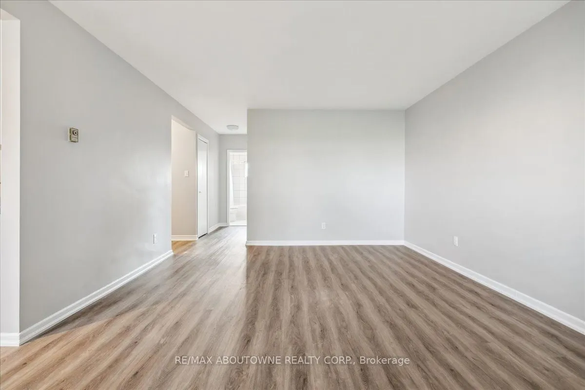 2350 Queensway Drive, #1