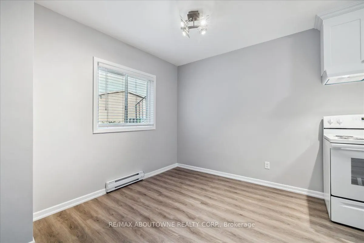 2350 Queensway Drive, #1