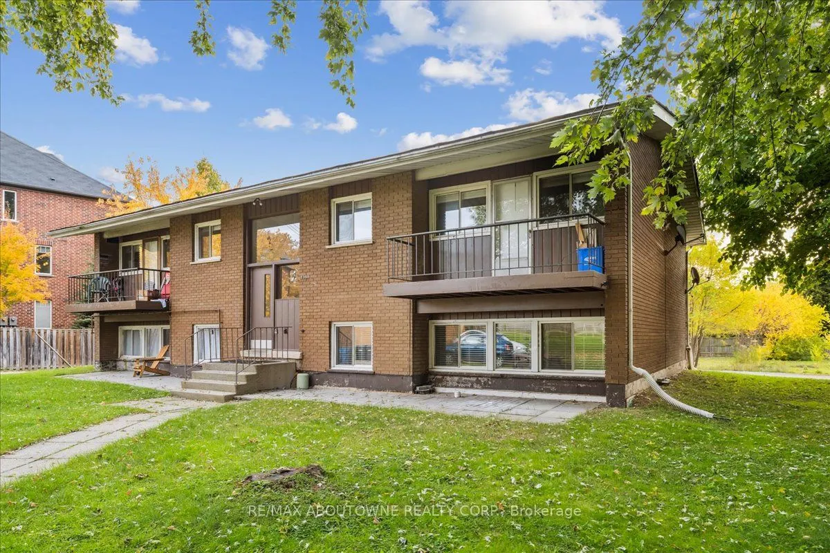2350 Queensway Drive, #1