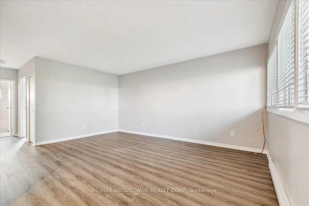 2350 Queensway Drive, #1