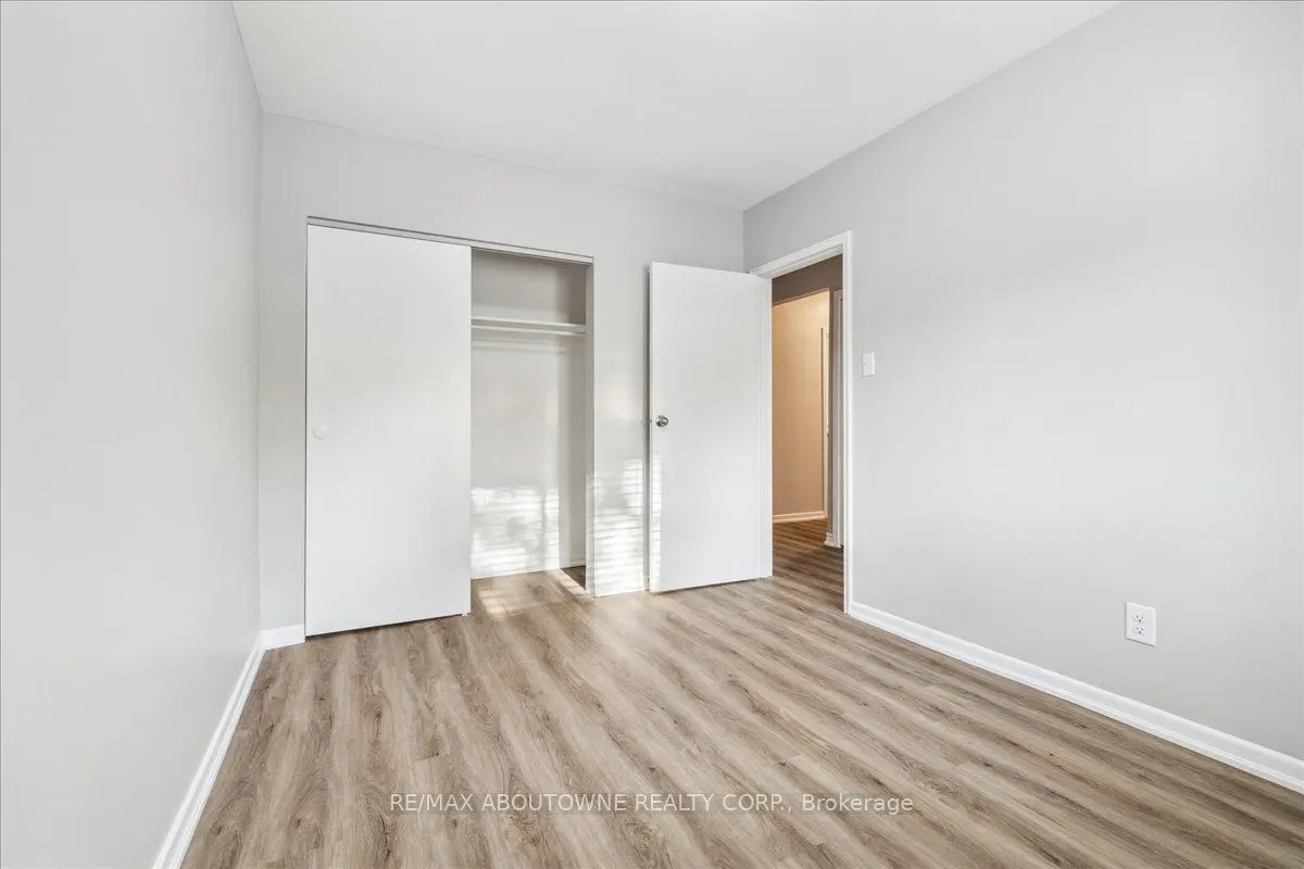 2350 Queensway Drive, #1