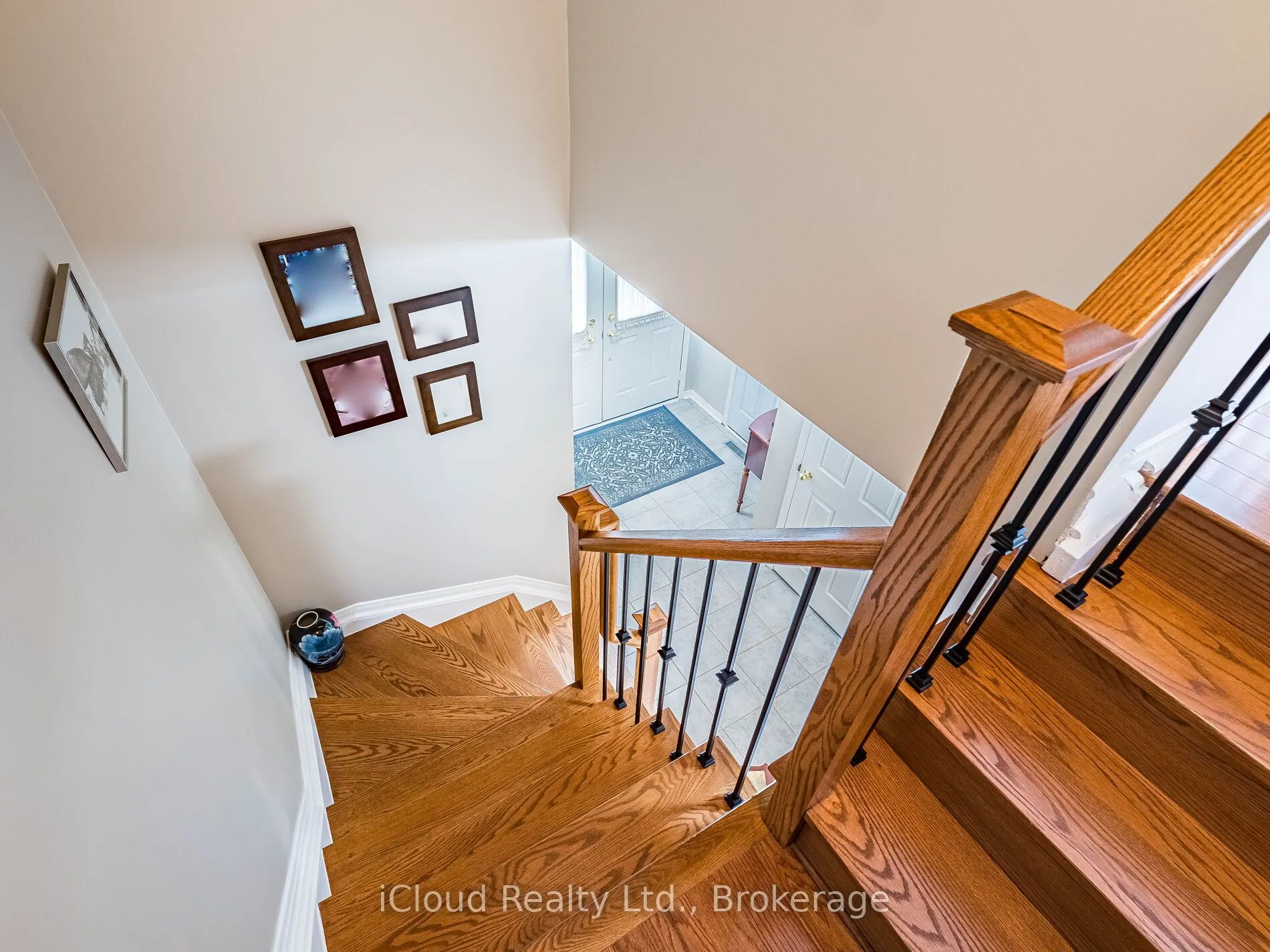 82 Hanton Crescent