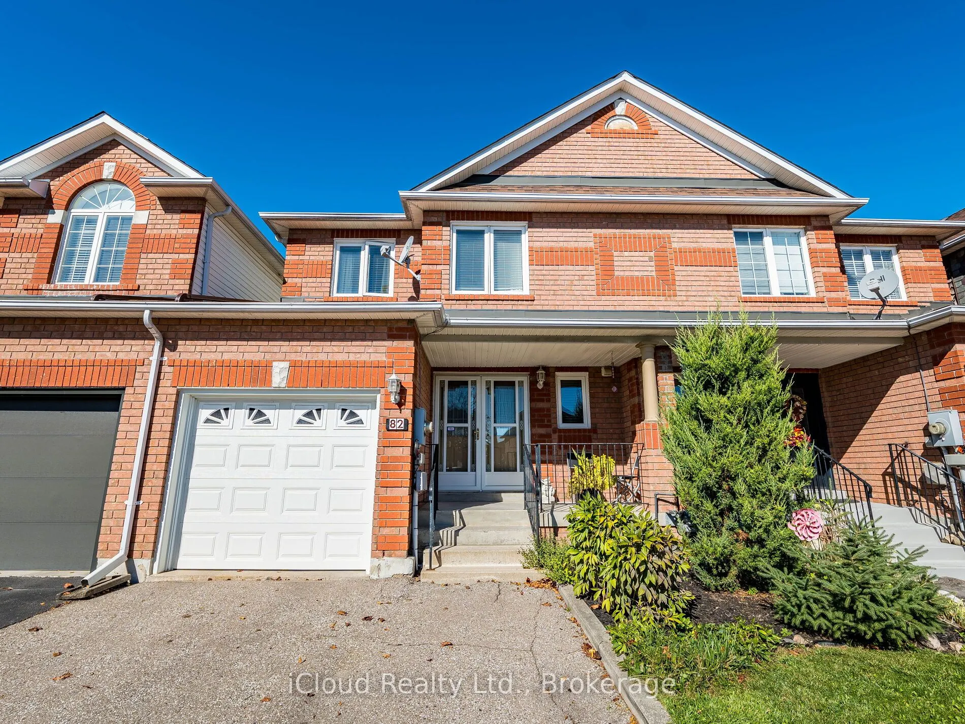 82 Hanton Crescent