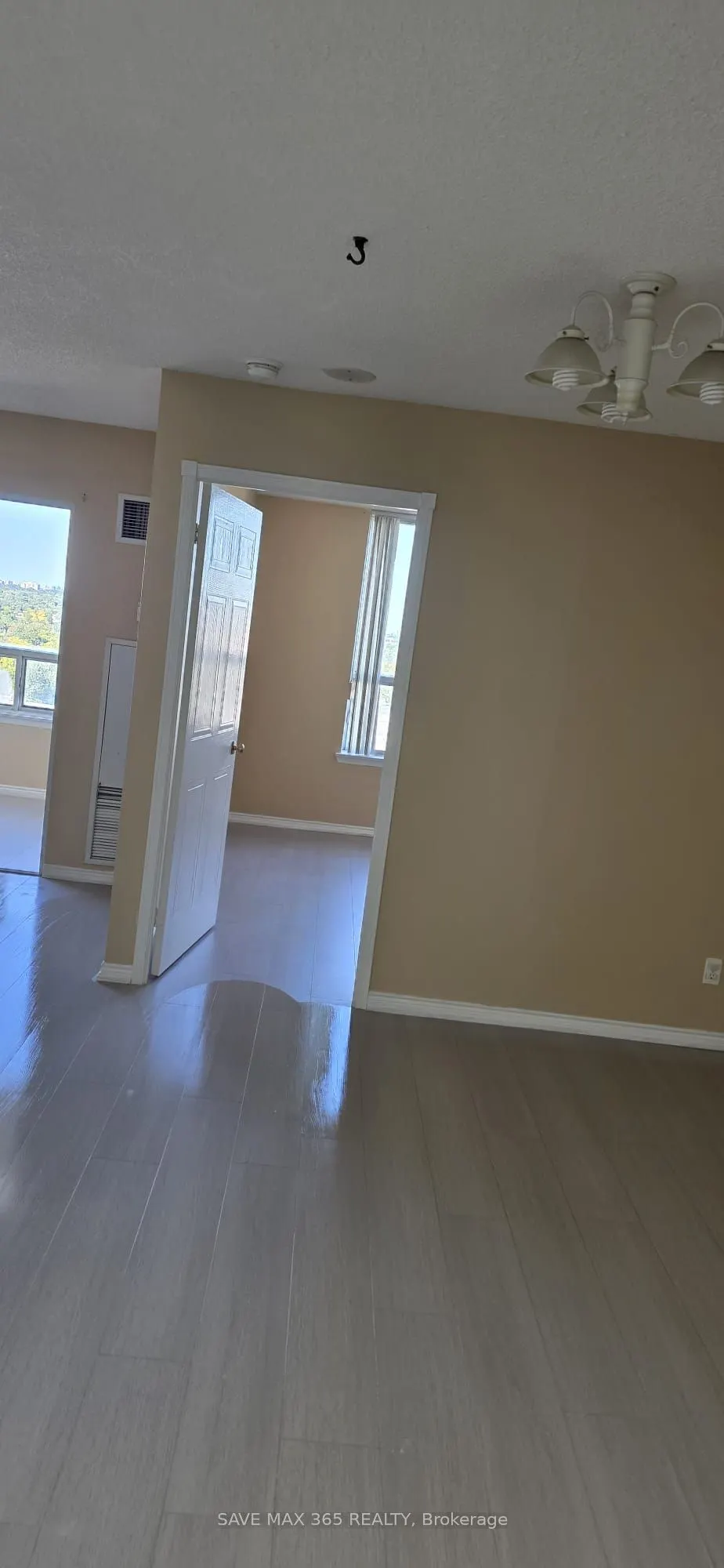 135 Hillcrest Avenue, #1615