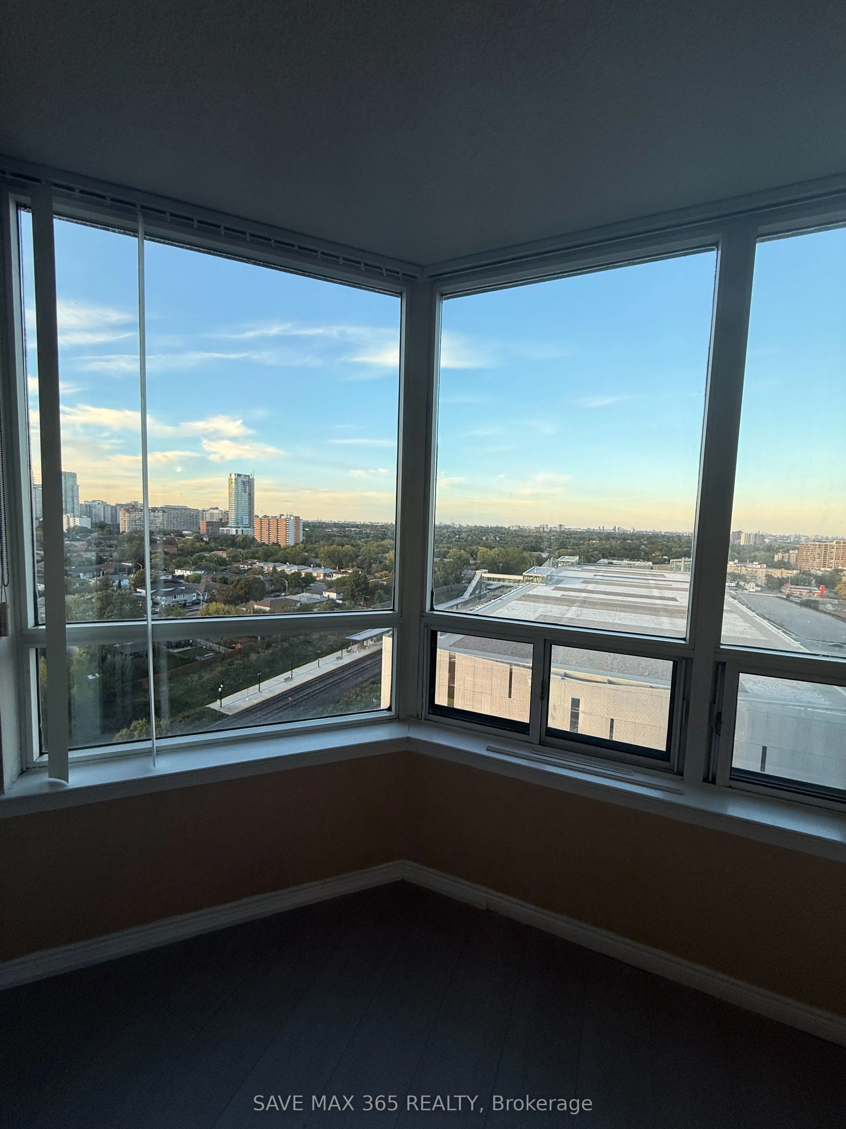 135 Hillcrest Avenue, #1615