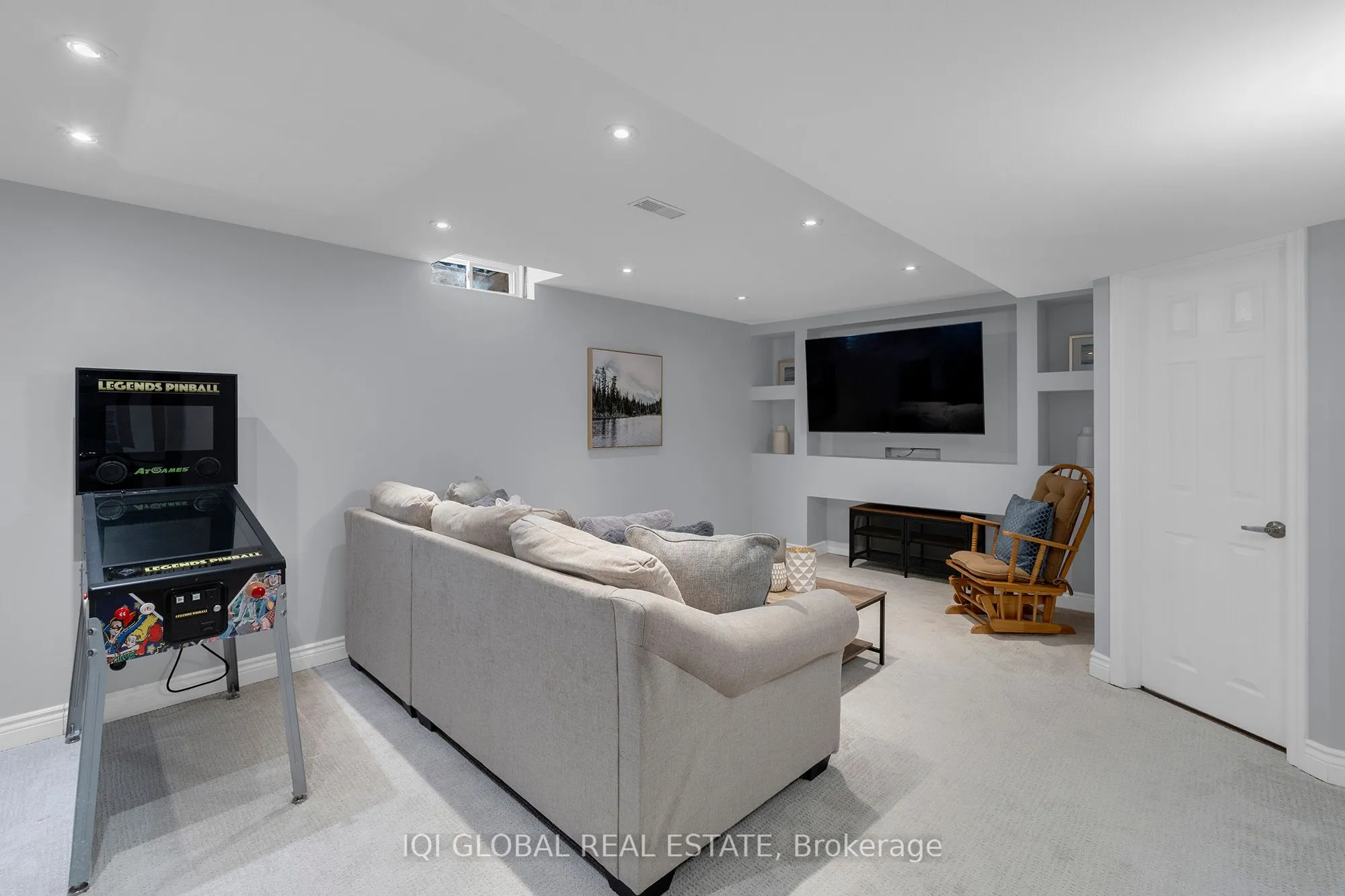 1520 Evans Terrace