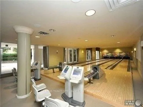 25 Kingsbridge Garden Circle, #221