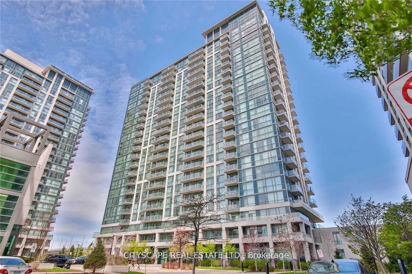 339 Rathburn Road, #915