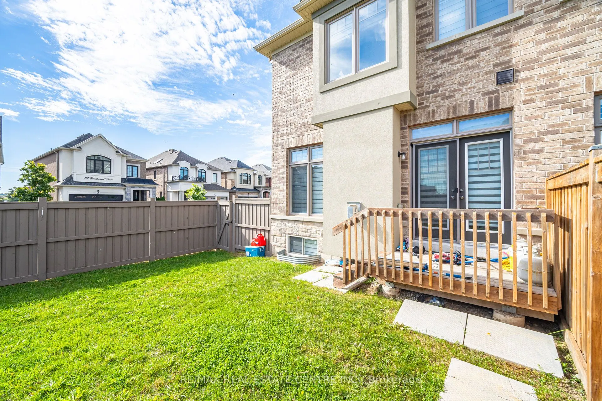 73 Brushwood Drive