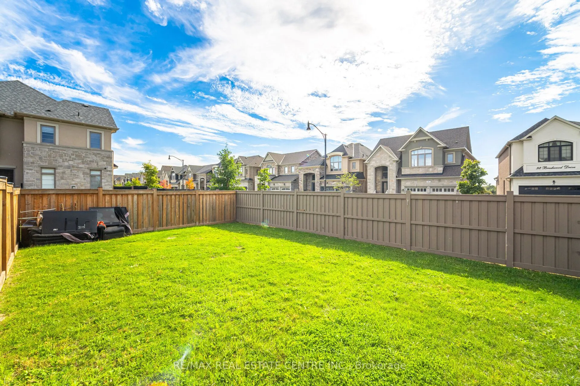 73 Brushwood Drive