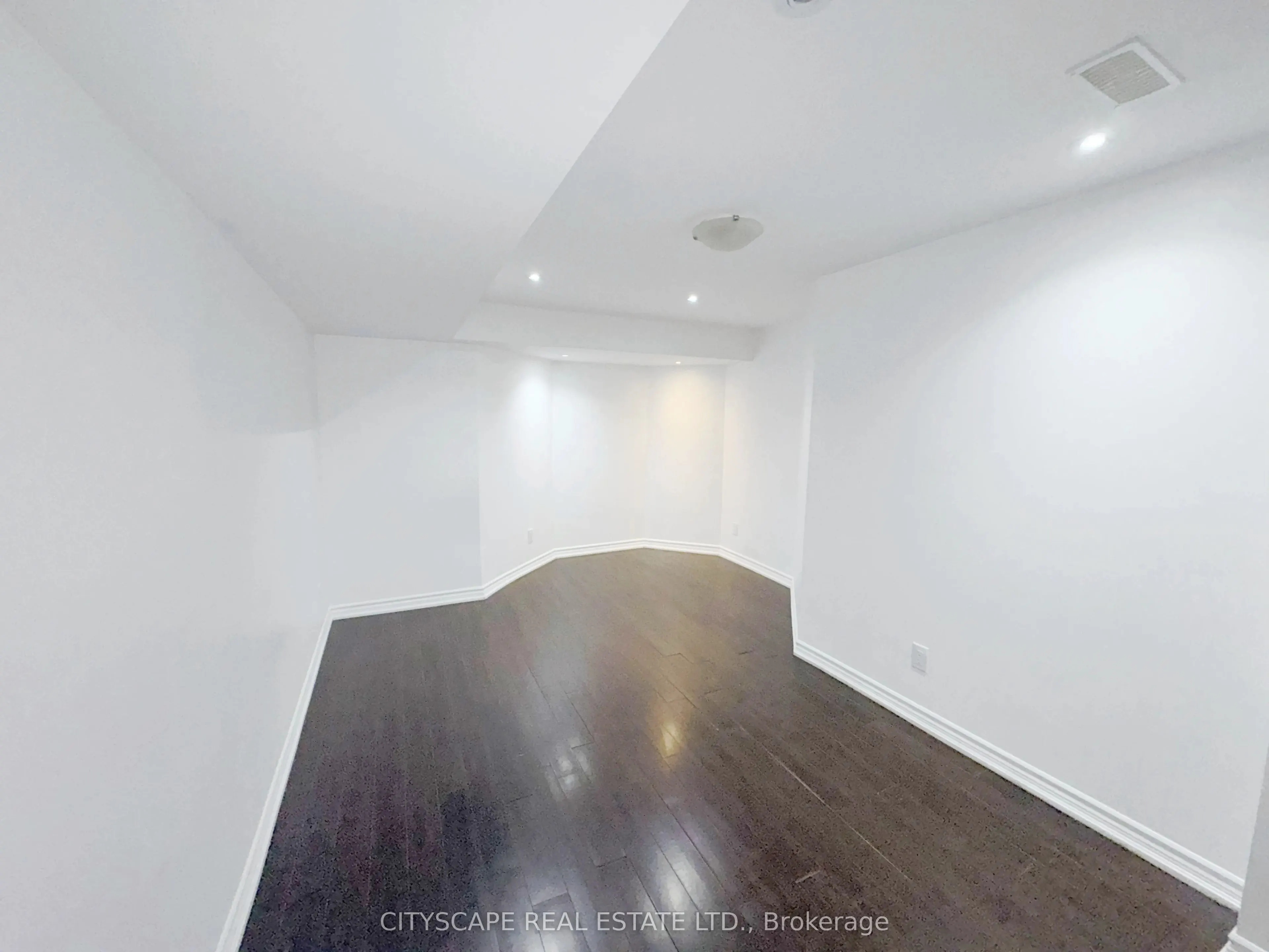 23 Brentcliff Drive