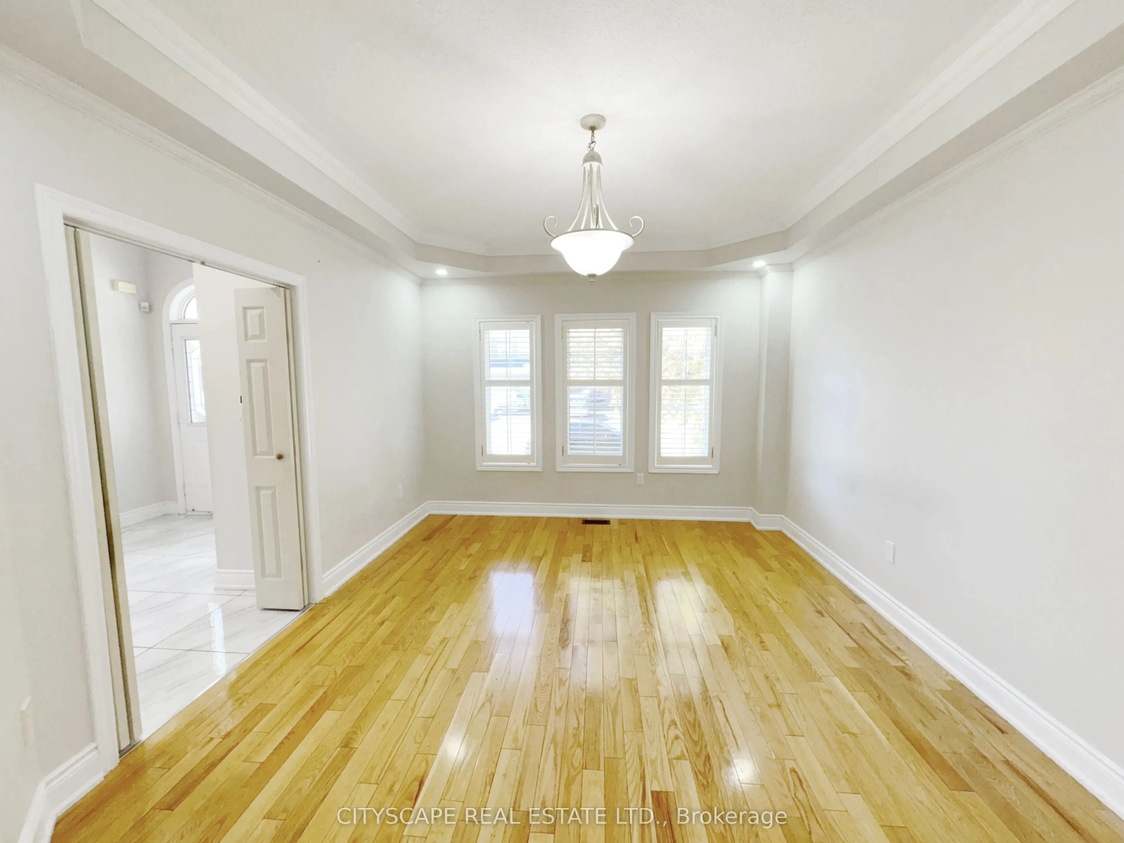 23 Brentcliff Drive
