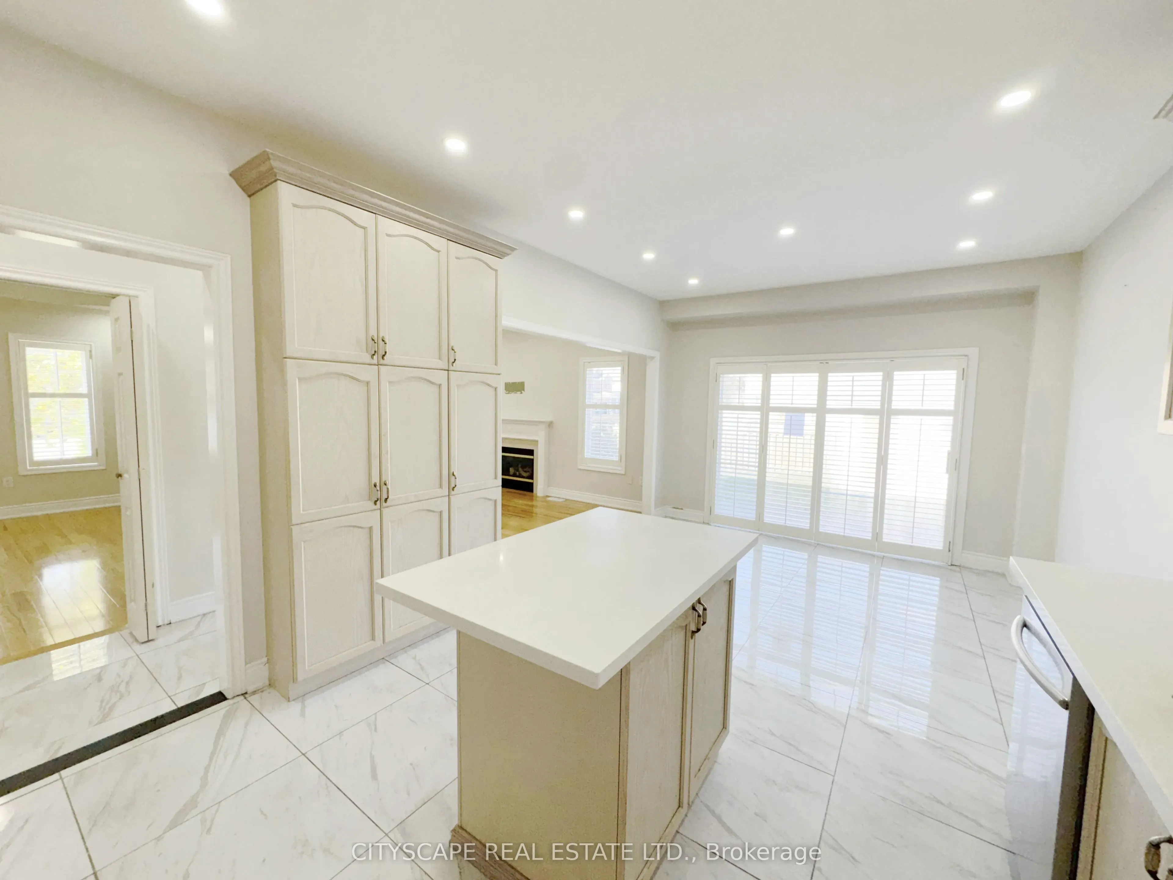 23 Brentcliff Drive